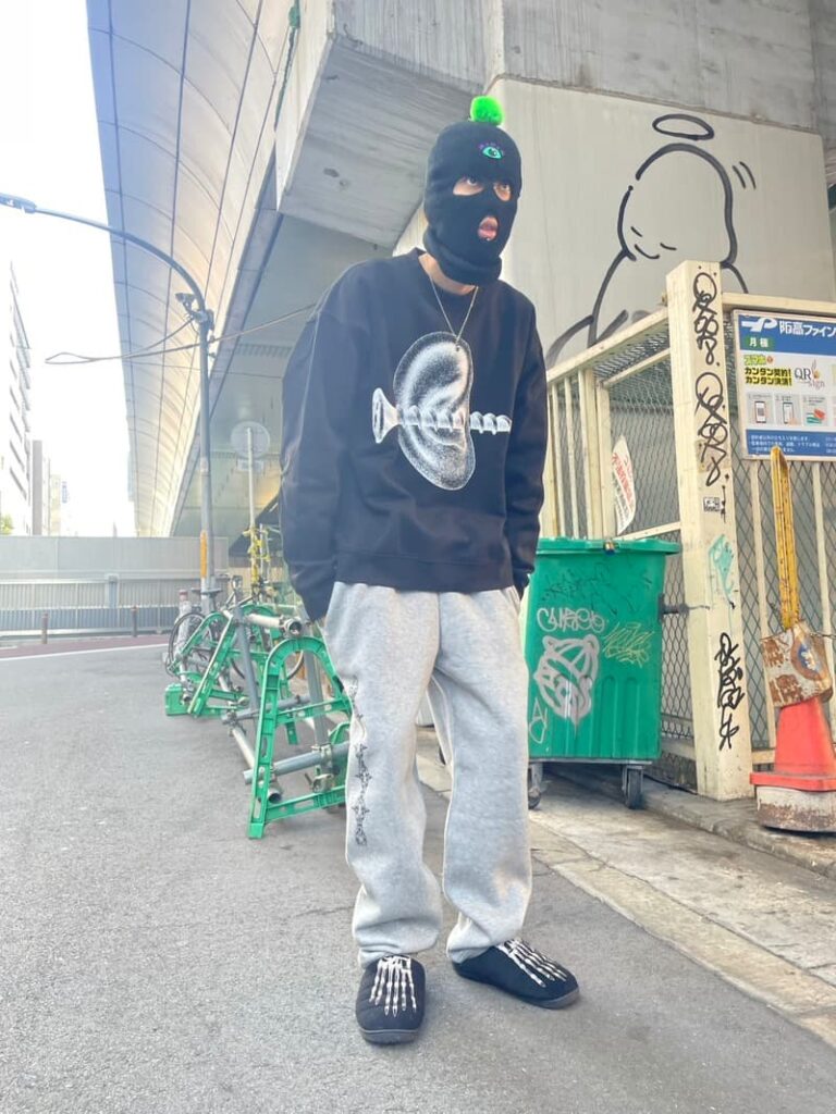 オベイのスウェット